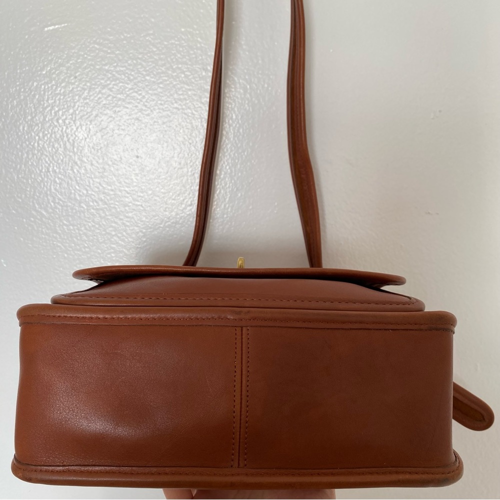 Vintage Coach Rambler's Legacy No. 9061 - British Tan - Picture 7 of 12